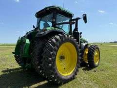 2021 John Deere 8R340 MFWD Tractor, 959 Hours, E23 Power Shift Transmission, ILS, Ultimate Comfort C