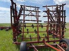 Melroe 420 Multiweeder, 30’, 4 Bar Harrow