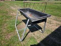 Behlen Country 5’ Galvanized Poly Horse Feeder
