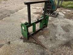 Bale Spear off a John Deere 720 Loader, Quick Attach