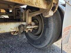 1982 Merritt 42’ Grain Trailer, 67” Sides, Spring Ride, Shur-lock Roll Tarp, 11R24.5 Tires, VIN: IMT