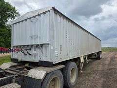 1979 Wilson 42’ Grain Trailer, Aluminum Sides, 11R24.5 Tires, Spring Ride, Roll Tarp, Model: AGH-500