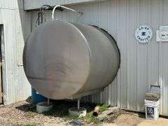 1500 Gallon Dari-Kool Bulk Tank with Washer and Compressor, Working Unit When Cows Where Sold 1 Year