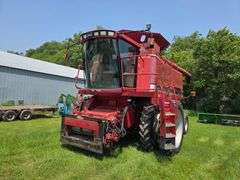 2002 Case IH 2388 Combine, 3,168 Sep and 4,500 Engine Hours, 14.9x24 Rears, 380/90R46 Fronts with Du