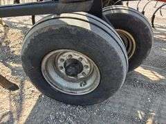 Case IH 48’ Tiger Mate II Tri Fold Digger, 7.60-15 Front Tires, 9.5-15 Tires on Wings and 11L-15 Tir