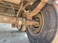 1997 Wilson Commander 40’ Grain Hopper, Roll Tarp, Spring Ride, Rear Ladder, New Tarp, 11R22.5 Tires