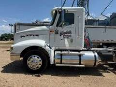 2007 International 9400 Day Cab Semi, 442,458 Miles, Cummins ISX 15 Engine, 10 Speed Transmission, 2