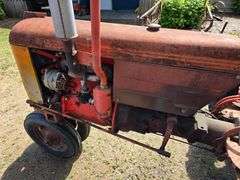 Case VAC Tractor, SN: VAC5260453, Should Run Per Seller