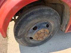 1970 Chevrolet C50 Single Axle Grain Truck, V8 Engine, 4+2 Transmission, 8.25 x 20 Front and Rear Ti