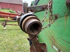 Henke Model FW210 Feed Wagon. This Item is Located in South Dakota, Therefore South Dakota Sales Tax