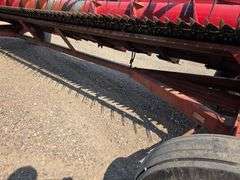 IH Model 1020 Bean Head, 25’ Wide, Bolt on Sections, Comes with 4 Wheel Header Trailer, 9.5L-14 Tire