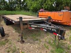 2004 Featherlite Model 5590 8’6” x 24 Deck Over Trailer, Air Brakes, Tandem Axle, Duals, LT235/85R16