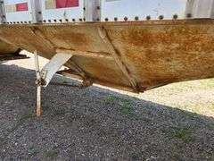 1982 Merritt 42’ Grain Trailer, 67” Sides, Spring Ride, Shur-lock Roll Tarp, 11R24.5 Tires, VIN: IMT