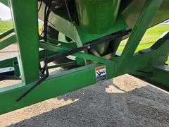 Killbros Model 1160 Grain Cart with Left Front Discharge, 14” Auger, Large 1000 PTO, Non Adjustable