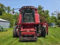 2002 Case IH 2388 Combine, 3,168 Sep and 4,500 Engine Hours, 14.9x24 Rears, 380/90R46 Fronts with Du