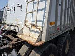 1979 Hobbs 42’ Hopper Bottom, 62” Sides, Ag Hoppers, Roll Tarp, 11R22.5 Tires, VIN: BLV973502