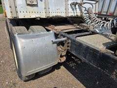1988 International Day Cab Semi, 953,035 Miles, 9 Speed Eaton Transmission, Muncie 1 Line High Flow