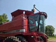 2002 Case IH 2388 Combine, 3,168 Sep and 4,500 Engine Hours, 14.9x24 Rears, 380/90R46 Fronts with Du