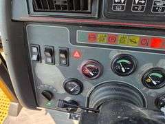 2000 CAT Challenger 95E Track Tractor, 7,557 Hrs, Power Shift Transmission, 30” Tracks, Front and Re
