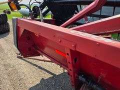IH Model 1020 Bean Head, 25’ Wide, Bolt on Sections, Comes with 4 Wheel Header Trailer, 9.5L-14 Tire