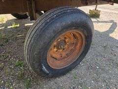 2 Wheel Trailer with Hydraulic Hoist, 6’ x 9’, Wood Floor, 6 Bolt Hubs