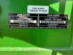 2014 John Deere 1770NT Planter, *Has 2021 Exact Emerge Update*, Hydraulic Downforce, 500 Gallon Liqu