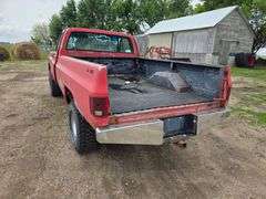 1974 Chevrolet Single Cab, Muncie 4 Speed Transmission, 305 Chevrolet Engine, 33x12.50R15 Tires, VIN