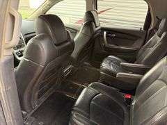 2008 GMC Acadia, 190K Miles, Runs but needs power steering pump and battery, Selling AS IS, VIN:1GKE