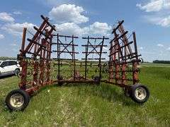 Melroe 420 Multiweeder, 30’, 4 Bar Harrow
