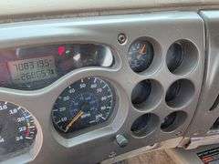 2000 Mack Vision 600 Day Cab Semi, 708,319 Miles, Eaton Fuller Automatic Transmission, Jake Brake, P