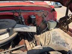 1970 Chevrolet C50 Single Axle Grain Truck, V8 Engine, 4+2 Transmission, 8.25 x 20 Front and Rear Ti