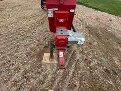 Westfield 13” x 91’ Auger, Right Angle Drive, 540 PTO, Hydraulic Lift, Hopper Walker with 2 Remotes,