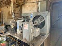 1500 Gallon Dari-Kool Bulk Tank with Washer and Compressor, Working Unit When Cows Where Sold 1 Year