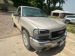 2007 GMC 1500 4x2 Pickup, 8’ Box, V6 Engine, Automatic Transmission, 196,000 Miles, Transmission Reb