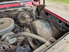 1974 Chevrolet Single Cab, Muncie 4 Speed Transmission, 305 Chevrolet Engine, 33x12.50R15 Tires, VIN