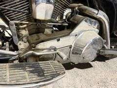 1983 Harley Davidson Electra Glide Motorcycle, 17,129 Miles, Needs Battery, Clutch is Stuck, Will Ne