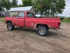 1974 Chevrolet Single Cab, Muncie 4 Speed Transmission, 305 Chevrolet Engine, 33x12.50R15 Tires, VIN