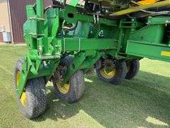 2014 John Deere 1770NT Planter, *Has 2021 Exact Emerge Update*, Hydraulic Downforce, 500 Gallon Liqu
