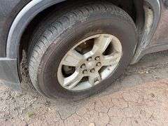 2008 GMC Acadia, 190K Miles, Runs but needs power steering pump and battery, Selling AS IS, VIN:1GKE