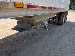 1997 Wilson Commander 40’ Grain Hopper, Roll Tarp, Spring Ride, Rear Ladder, New Tarp, 11R22.5 Tires