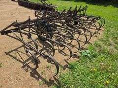 13’ John Deere Chisel Plow