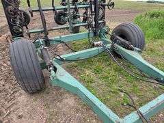 Summers 30’ Multi Weeder, S-Tine with 5 Bar Coil Tine Harrow, 14L-16.1 on 6 Bolt Rims, 9.5L-14 on 6 