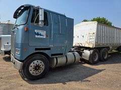 1990 Volvo Cab Over Semi Tractor, 452,999 Miles, 13 Speed Transmission, 11R22.5 Fronts and Rears, Ad