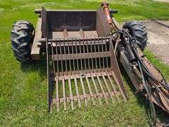 Hydraulic Rock Picker, 12.5-15 Tires