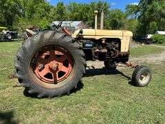Case 400 Wide Front, 3pt, 1 Set of Rear Hydraulics, Hours Unknown, Diesel, 14.9 x 38 Rears, Runs Per