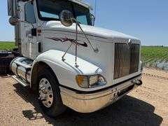 2007 International 9400 Day Cab Semi, 442,458 Miles, Cummins ISX 15 Engine, 10 Speed Transmission, 2