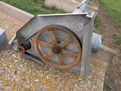 8” x 45’ Auger, 3hp Single Phase Motor. This Item is Located in South Dakota, Therefore South Dakota