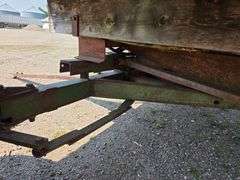 4 Wheel Trailer with Hydraulic Hoist, 8’ x 10’, Wood Floor, 6 Bolt Hubs