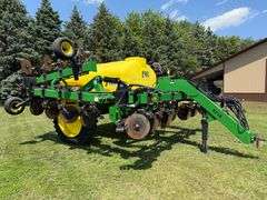 2012 Fast 8218 Fertilizer Bar, 24 Row 30”, 1,800 Gallon Poly Tank with Bottom Fill, Rear Lights, Non