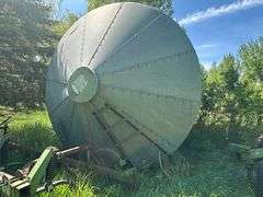 Cone Style Holding Bin That Holds 1800 Bushels, Buyer is Responsible for Their Own Loading, Approx 1